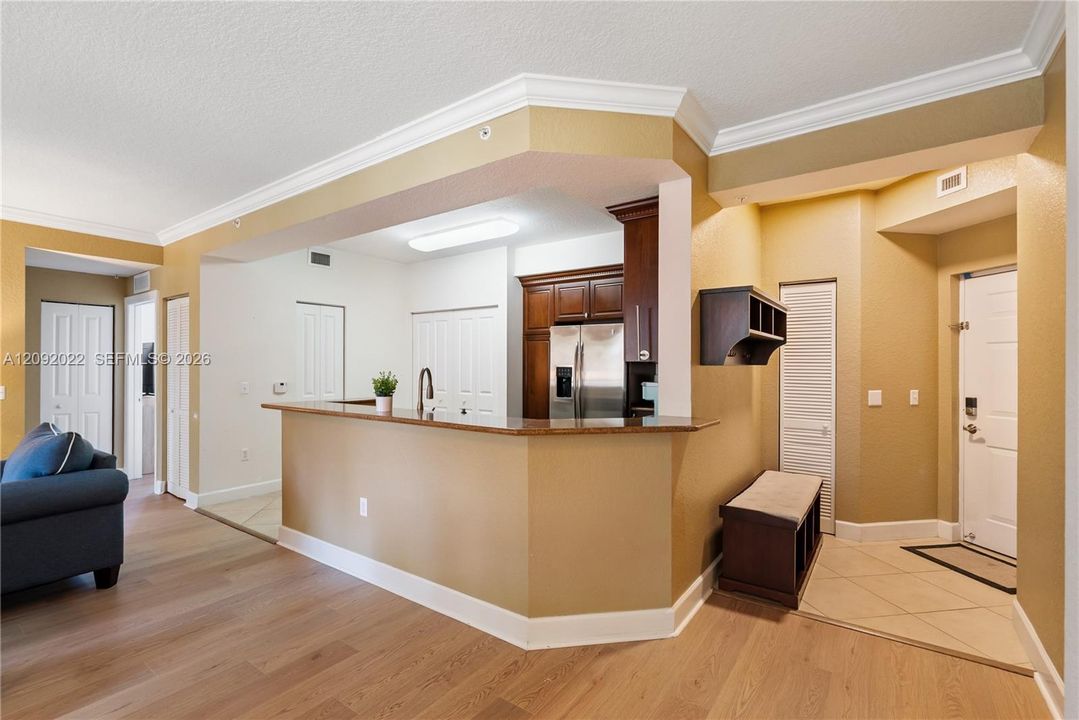 For Rent: $3,200 (3 beds, 2 baths, 1367 Square Feet)