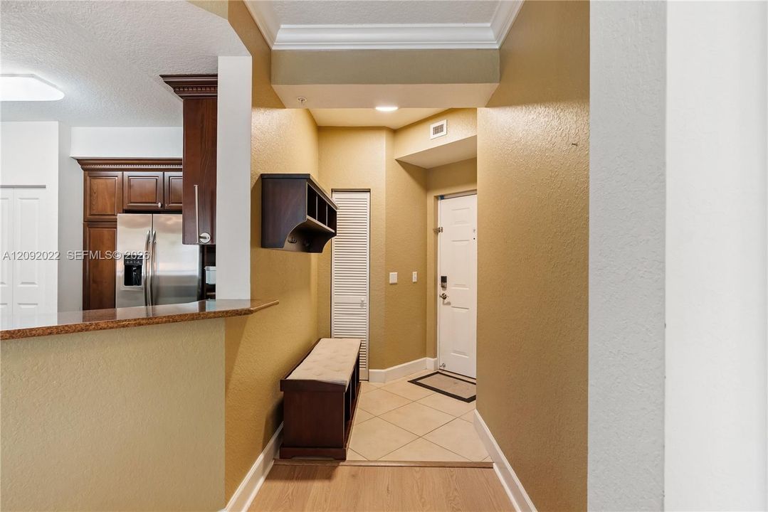 For Rent: $3,200 (3 beds, 2 baths, 1367 Square Feet)