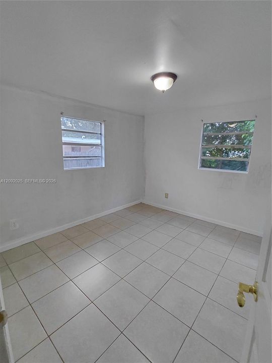 For Rent: $2,500 (3 beds, 2 baths, 1175 Square Feet)
