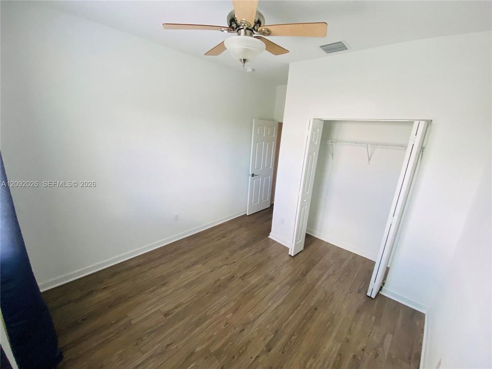 For Rent: $3,090 (3 beds, 2 baths, 1560 Square Feet)