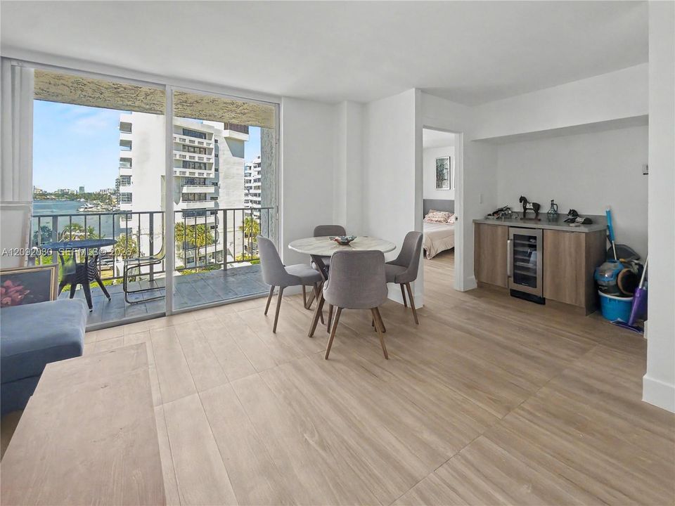 En Venta: $350,000 (1 camas, 1 baños, 980 Pies cuadrados)