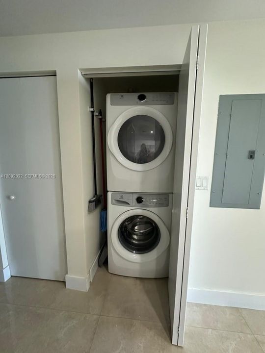 En Renta: $4,000 (2 camas, 2 baños, 1108 Pies cuadrados)