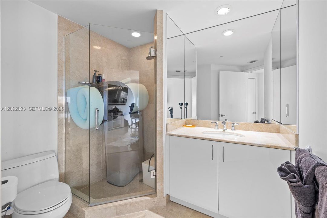 For Rent: $12,000 (2 beds, 2 baths, 1878 Square Feet)