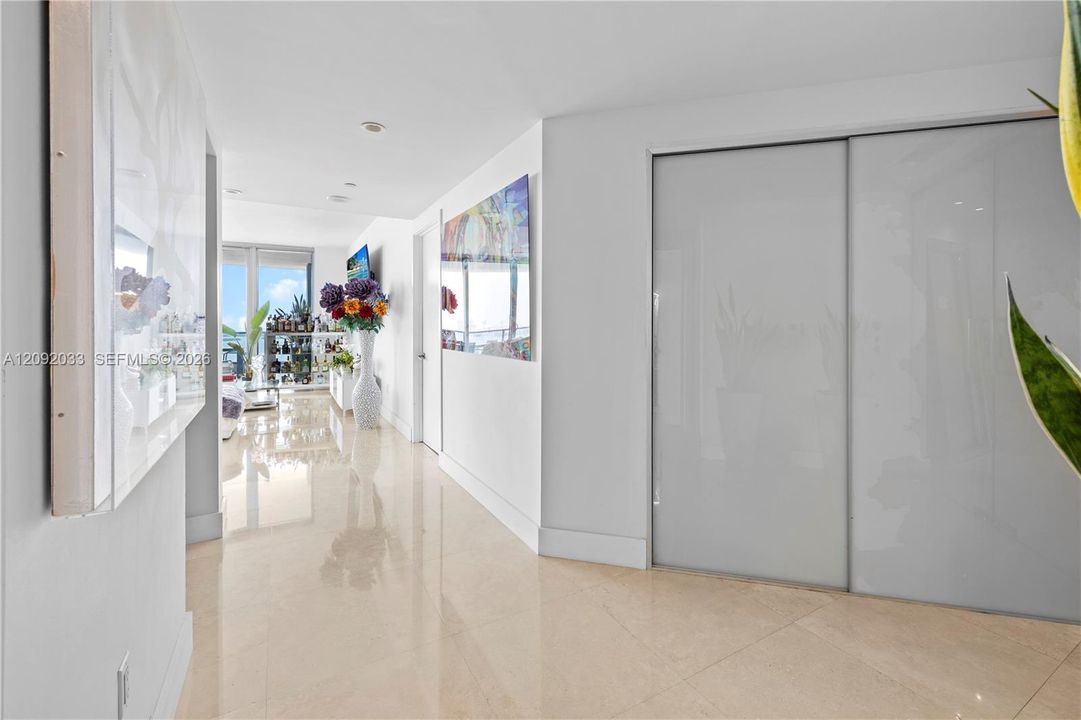 For Rent: $12,000 (2 beds, 2 baths, 1878 Square Feet)