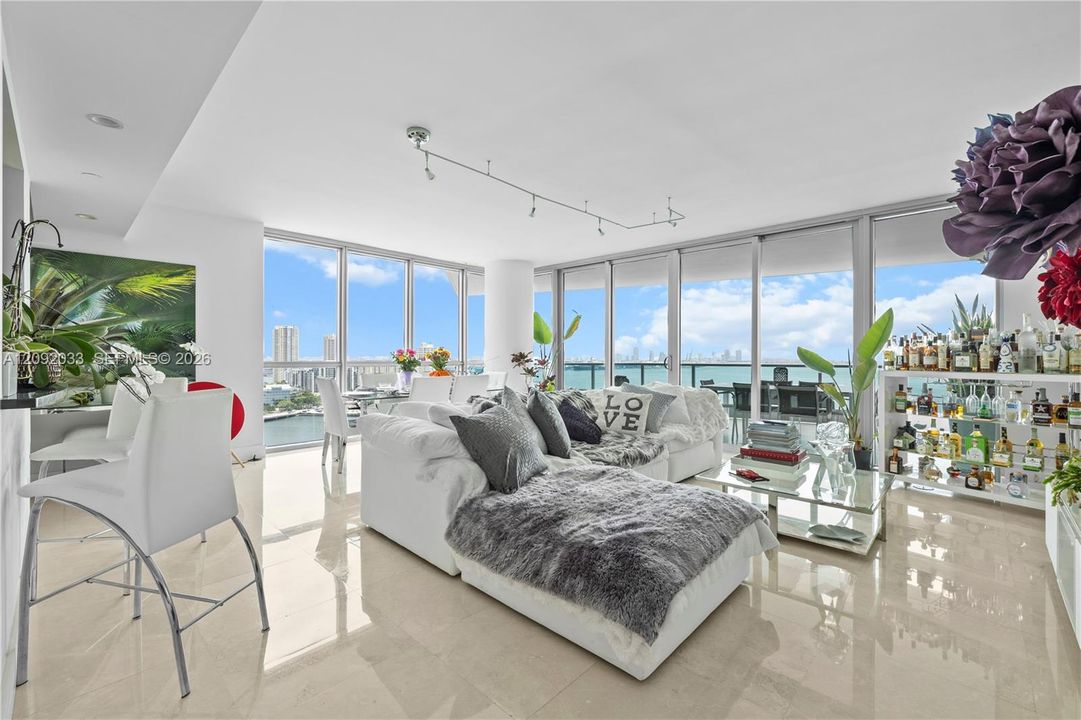 For Rent: $12,000 (2 beds, 2 baths, 1878 Square Feet)