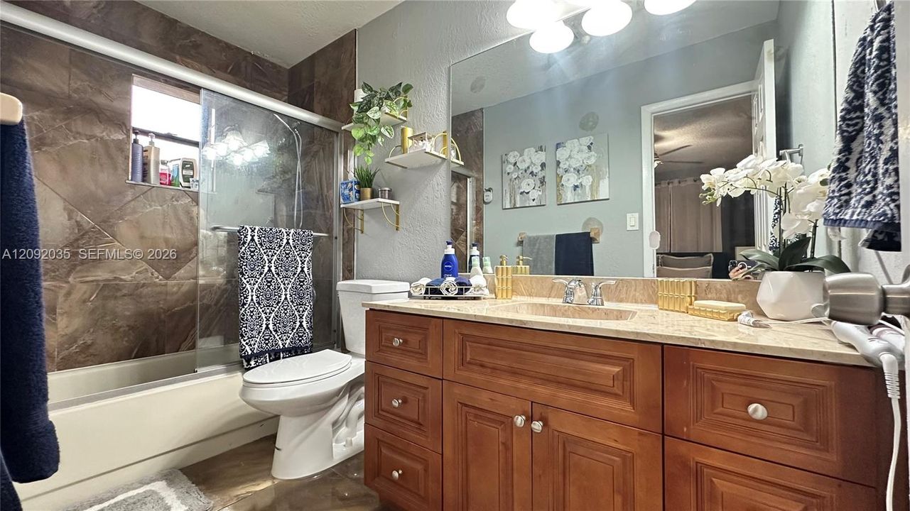 For Sale: $444,900 (3 beds, 3 baths, 1868 Square Feet)