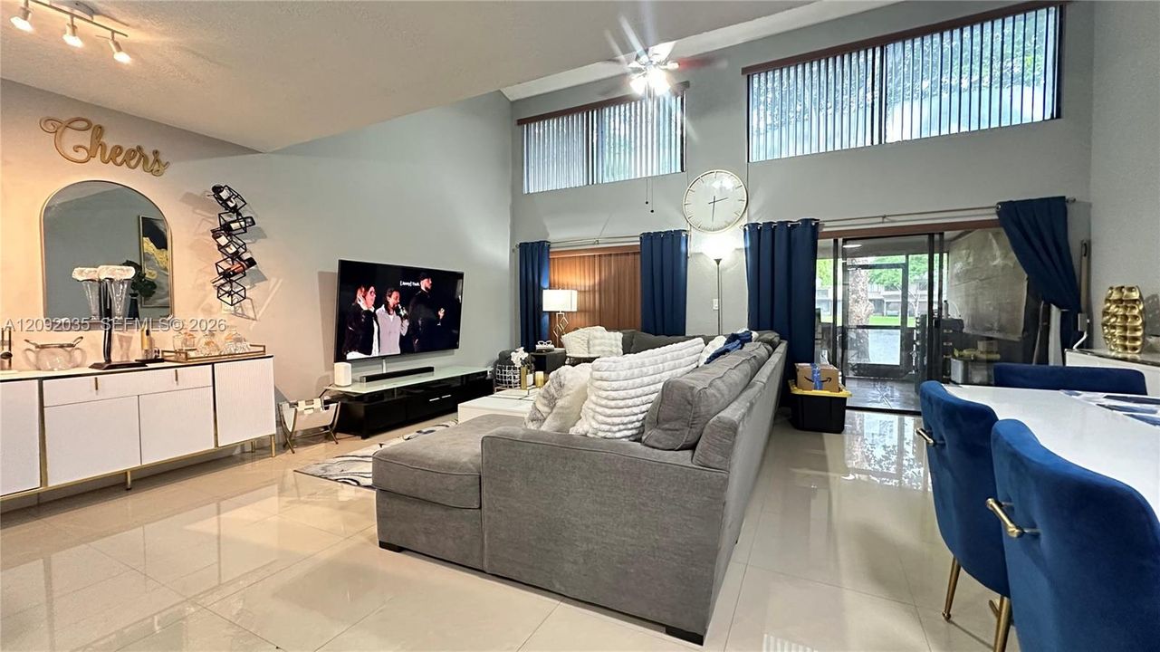 For Sale: $444,900 (3 beds, 3 baths, 1868 Square Feet)