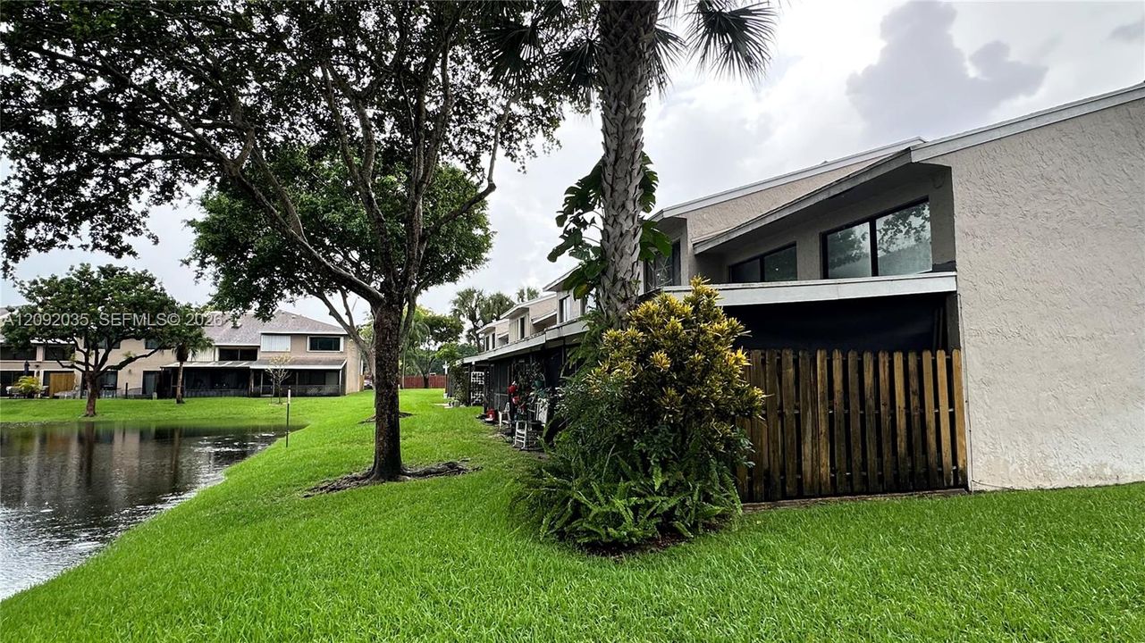 For Sale: $444,900 (3 beds, 3 baths, 1868 Square Feet)