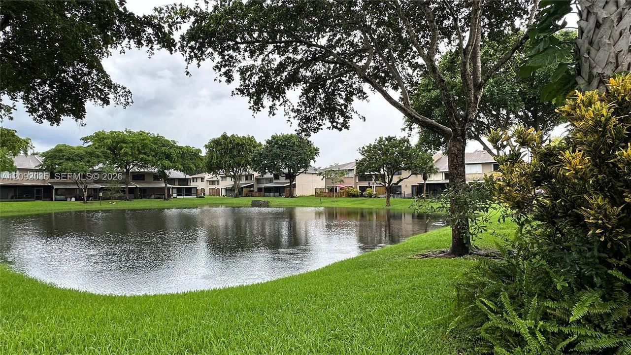 For Sale: $444,900 (3 beds, 3 baths, 1868 Square Feet)