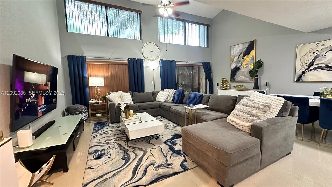 For Sale: $444,900 (3 beds, 3 baths, 1868 Square Feet)