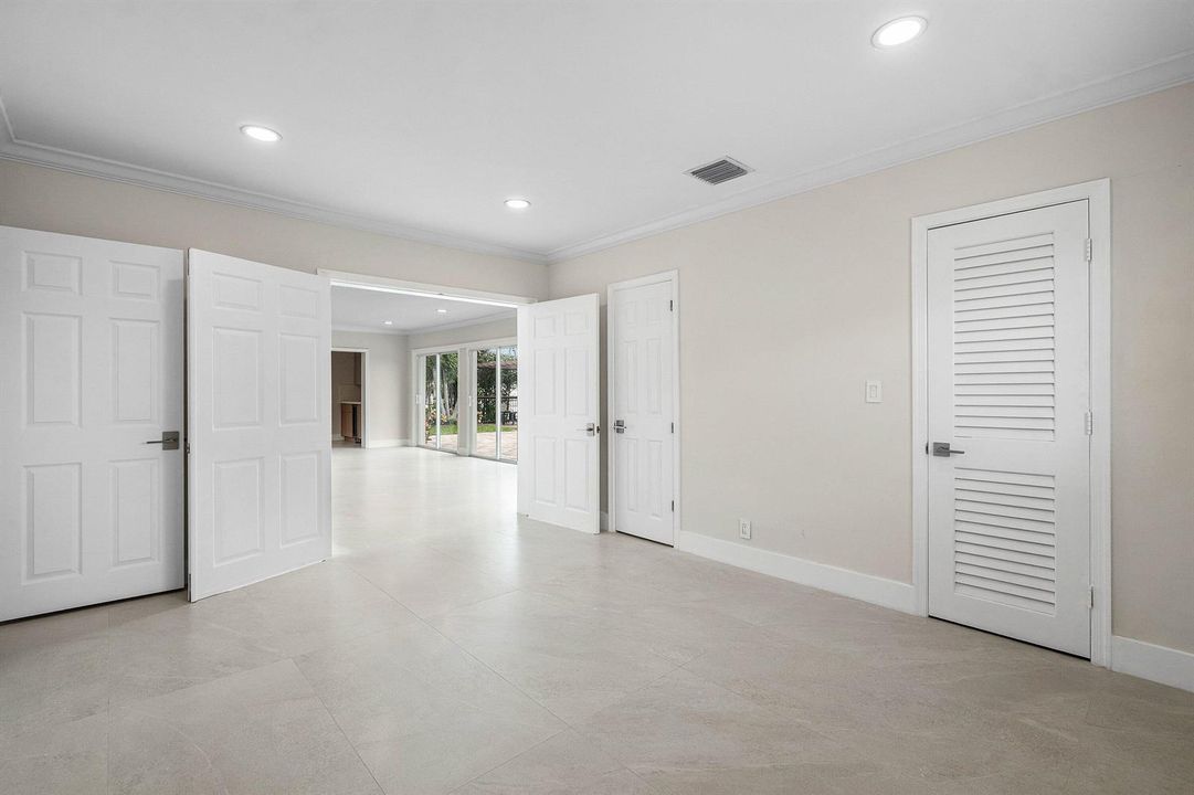 038-1525Southeast6thStreet-DeerfieldBeac