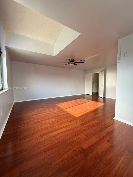 En Renta: $4,600 (4 camas, 2 baños, 2286 Pies cuadrados)