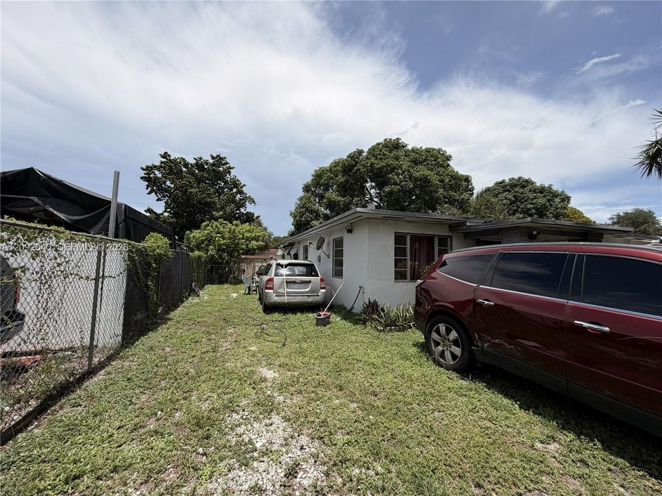 En Venta: $457,595 (3 camas, 3 baños, 1092 Pies cuadrados)