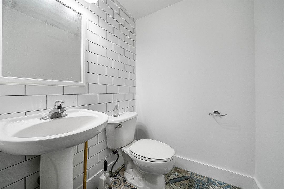 015-3850Northwest2ndAvenue-BocaRaton-FL-