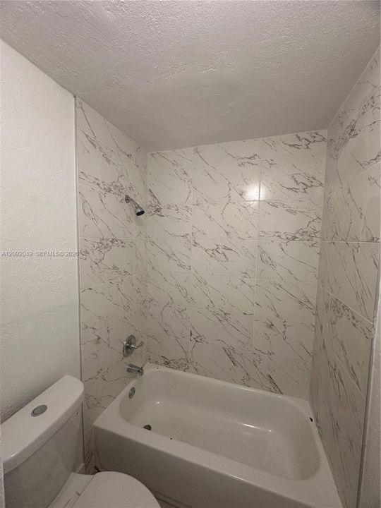 В аренду: $2,300 (2 спален, 2 ванн, 1000 Квадратных фут)