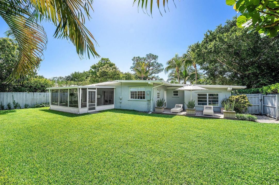 064-233LakeTerrace-DelrayBeach-FL-33444-