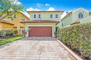 На продажу: $449,999 (4 спален, 2 ванн, 1814 Квадратных фут)