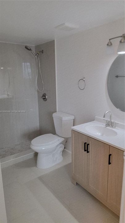 For Rent: $2,200 (1 beds, 1 baths, 720 Square Feet)