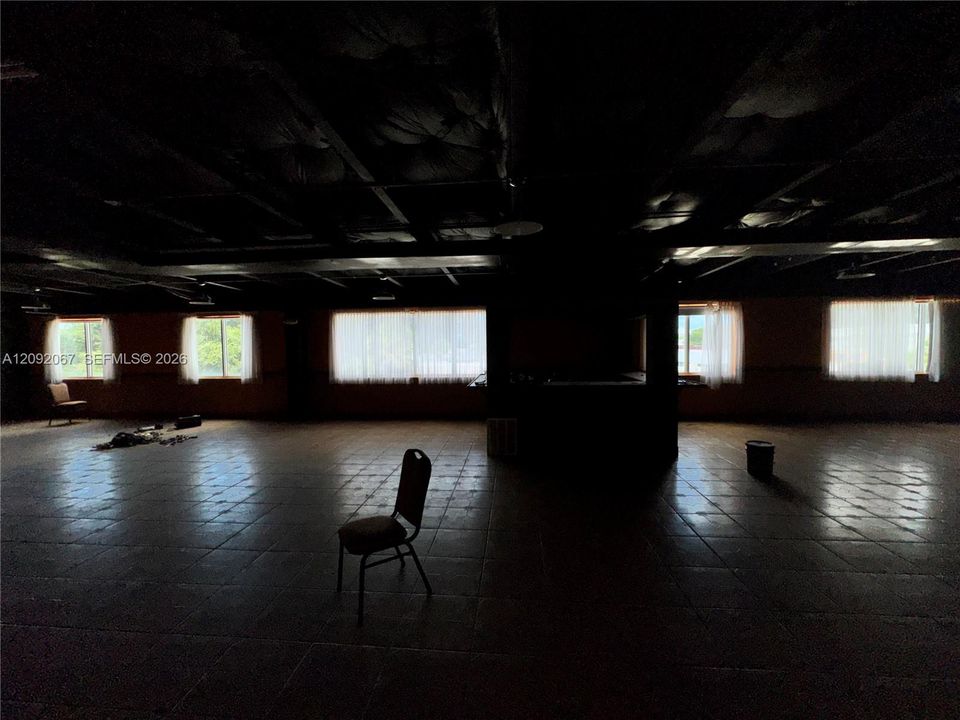 出租: $7,000 (0 贝兹, 0 浴室, 0 平方英尺)