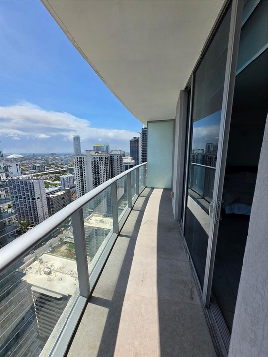For Sale: $355,000 (0 beds, 1 baths, 531 Square Feet)