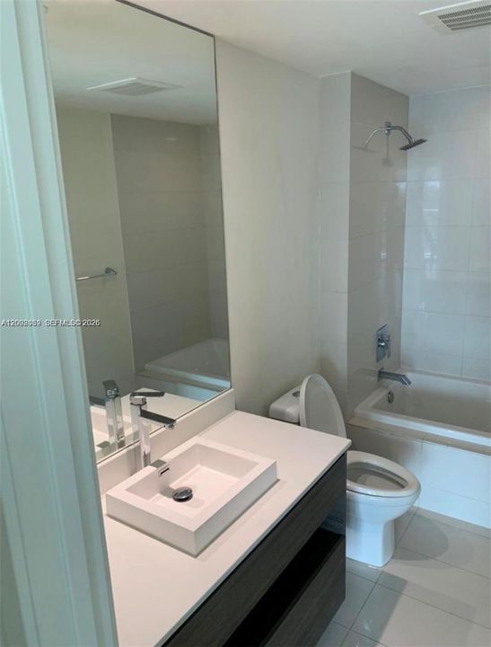 For Sale: $355,000 (0 beds, 1 baths, 531 Square Feet)