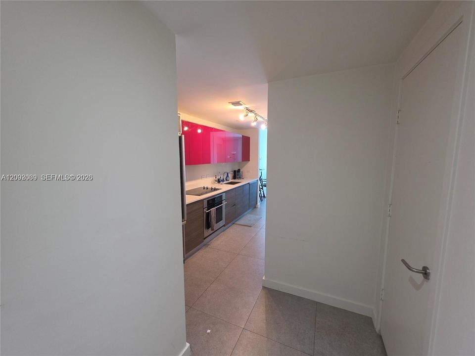 For Sale: $355,000 (0 beds, 1 baths, 531 Square Feet)