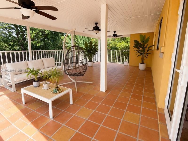 For Sale: $1,800,000 (0 beds, 0 baths, 2479 Square Feet)