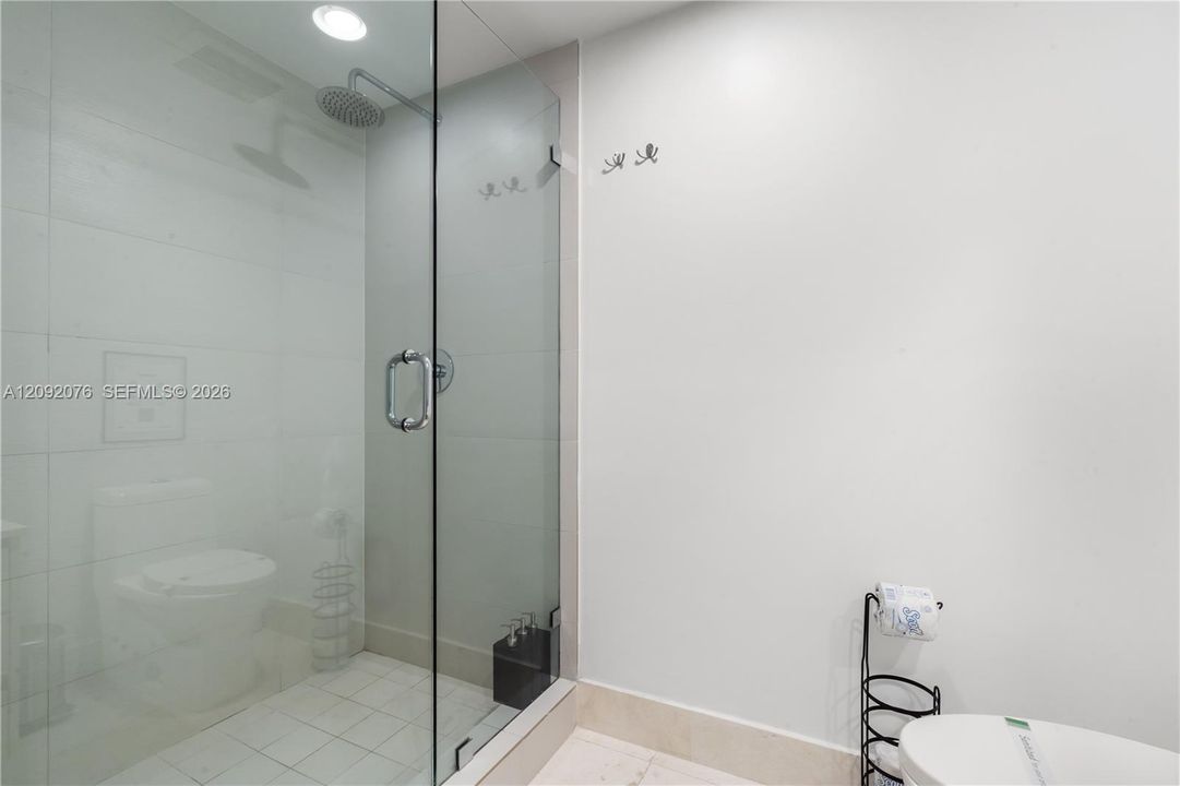 En Venta: $820,000 (3 camas, 3 baños, 1737 Pies cuadrados)