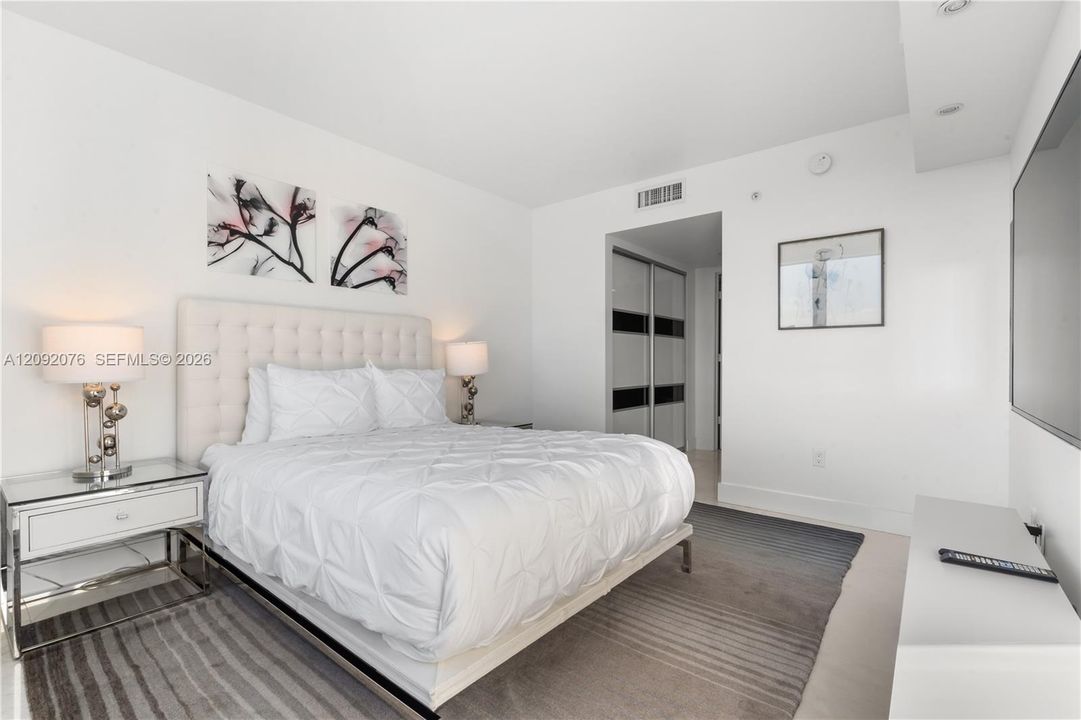 En Venta: $820,000 (3 camas, 3 baños, 1737 Pies cuadrados)