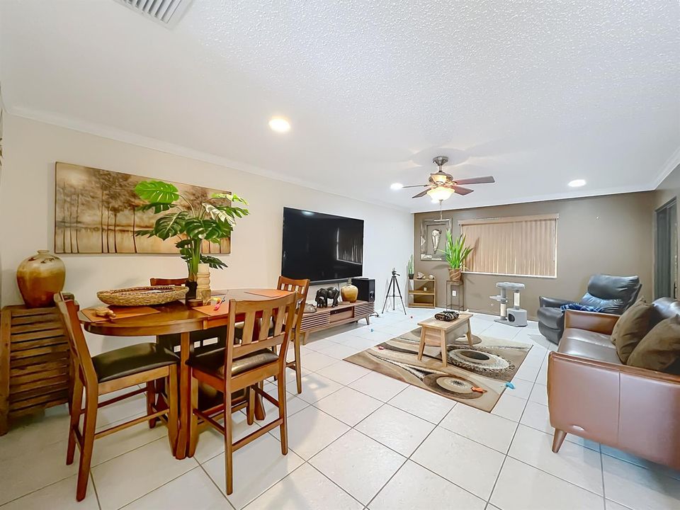 281 Amber Court-24