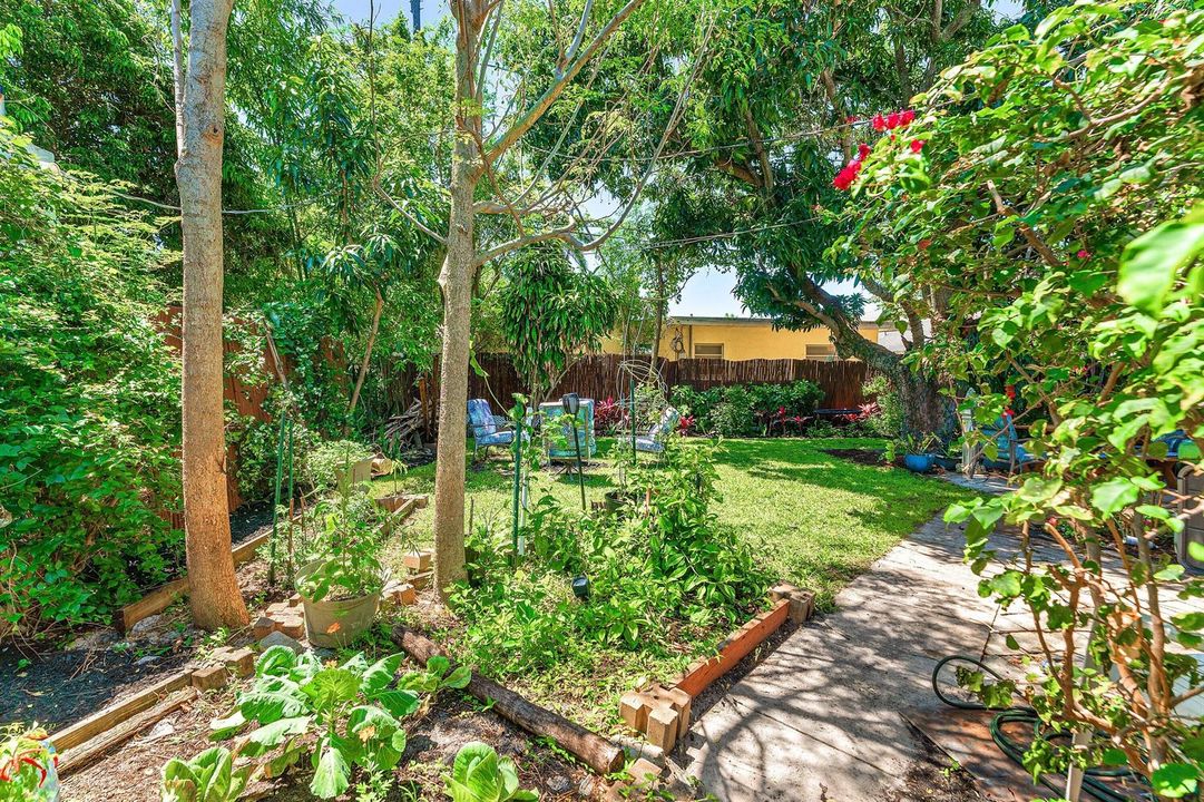 029-418KernStreet-WestPalmBeach-FL-33405