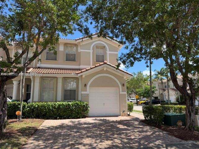 For Sale: $529,000 (3 beds, 2 baths, 1491 Square Feet)
