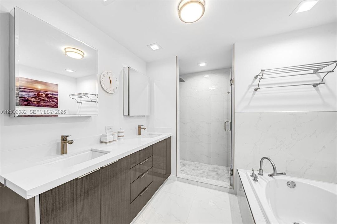 For Rent: $10,000 (3 beds, 3 baths, 1525 Square Feet)
