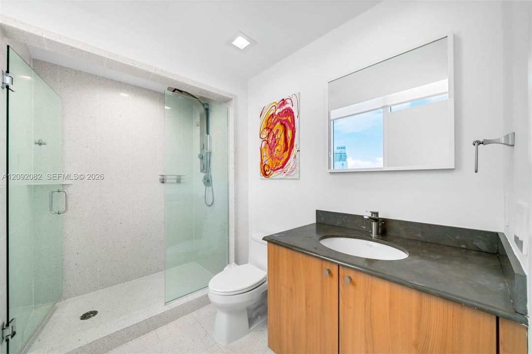 For Rent: $10,000 (3 beds, 3 baths, 1525 Square Feet)