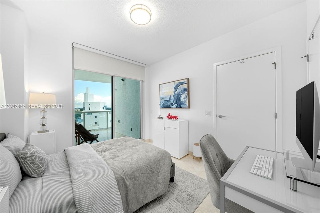 For Rent: $10,000 (3 beds, 3 baths, 1525 Square Feet)