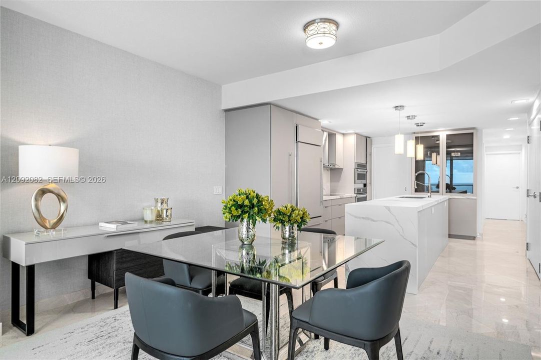 For Rent: $10,000 (3 beds, 3 baths, 1525 Square Feet)