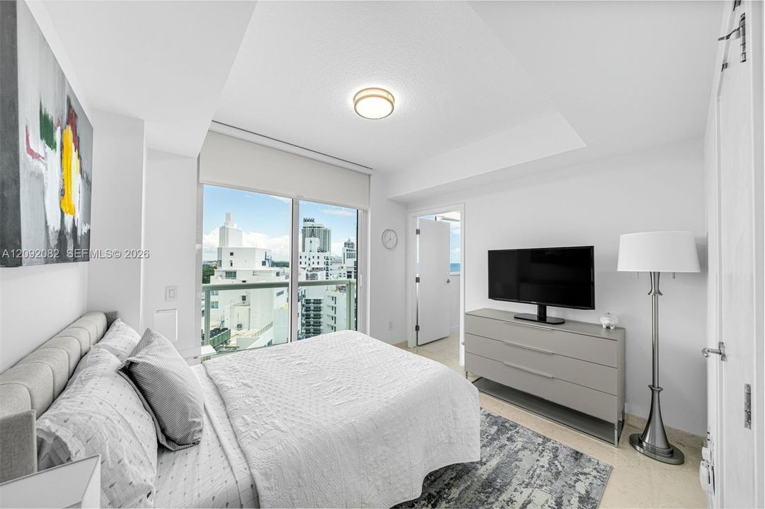 For Rent: $10,000 (3 beds, 3 baths, 1525 Square Feet)