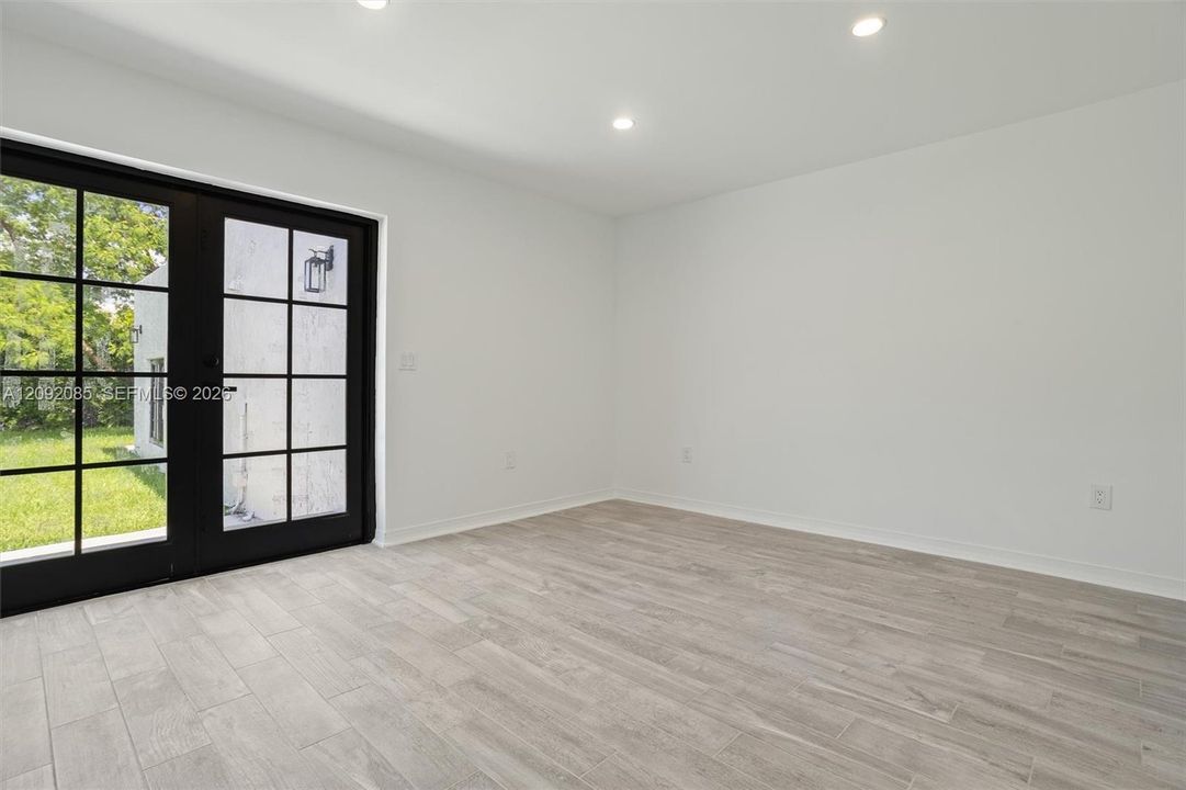 En Renta: $12,000 (4 camas, 3 baños, 2416 Pies cuadrados)