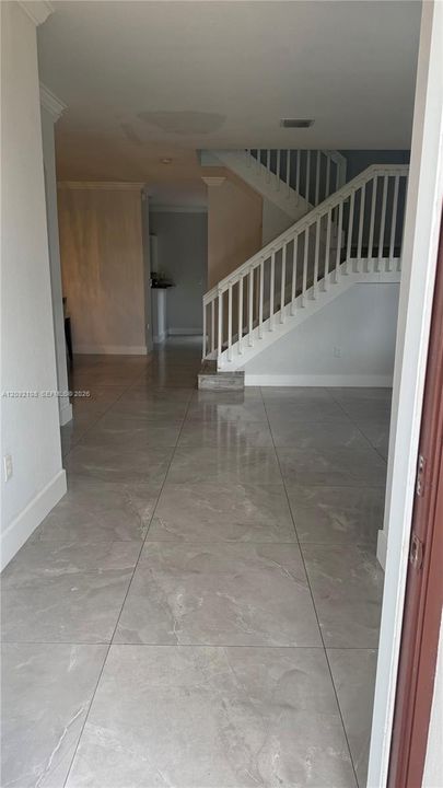 En Renta: $3,500 (3 camas, 2 baños, 1650 Pies cuadrados)