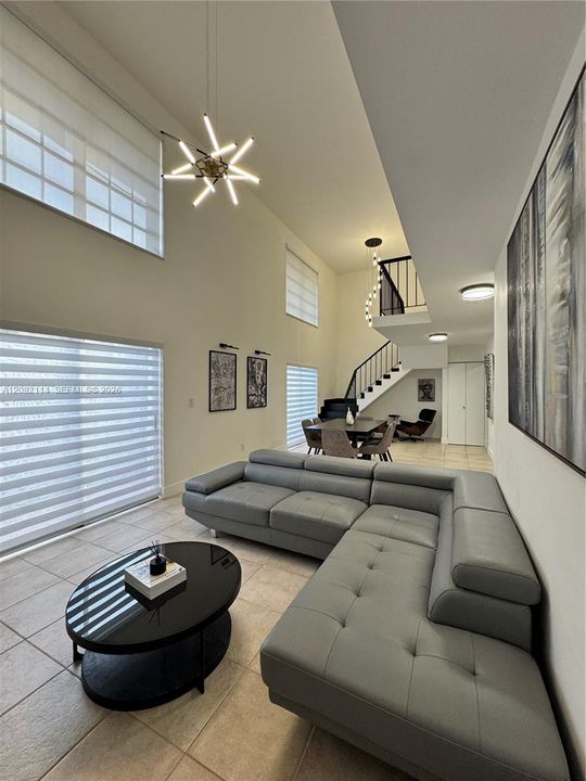 En Venta: $299,000 (3 camas, 2 baños, 1442 Pies cuadrados)