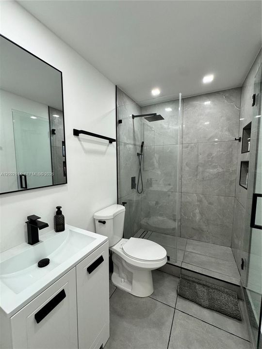 En Venta: $299,000 (3 camas, 2 baños, 1442 Pies cuadrados)