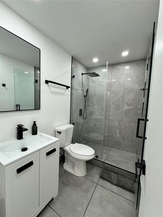 En Venta: $299,000 (3 camas, 2 baños, 1442 Pies cuadrados)