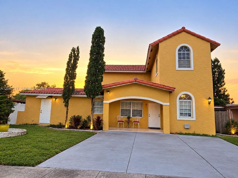 На продажу: $1,099,000 (6 спален, 5 ванн, 2866 Квадратных фут)
