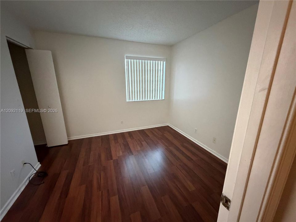 For Rent: $2,100 (2 beds, 2 baths, 1286 Square Feet)