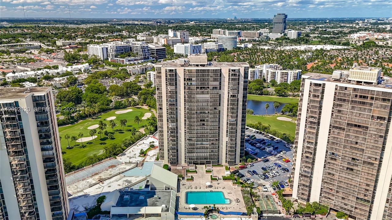 На продажу: $274,900 (2 спален, 2 ванн, 1157 Квадратных фут)
