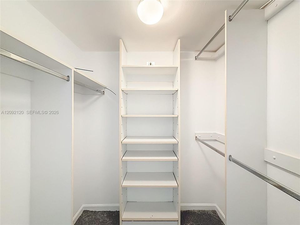 На продажу: $274,900 (2 спален, 2 ванн, 1157 Квадратных фут)