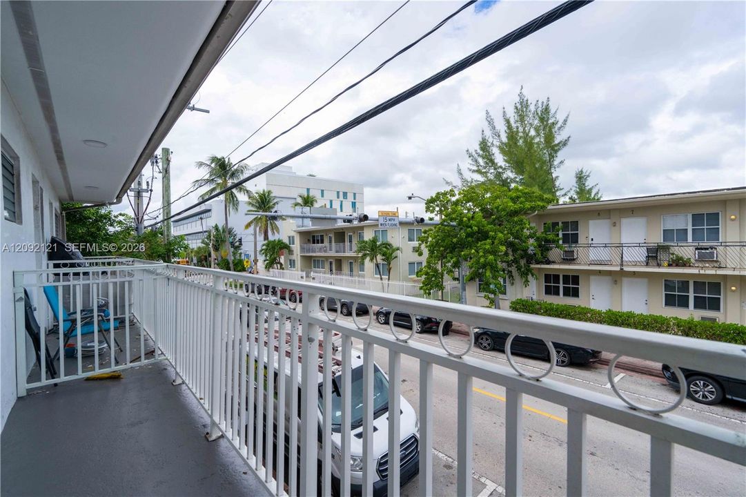 For Rent: $1,550 (0 beds, 1 baths, 450 Square Feet)