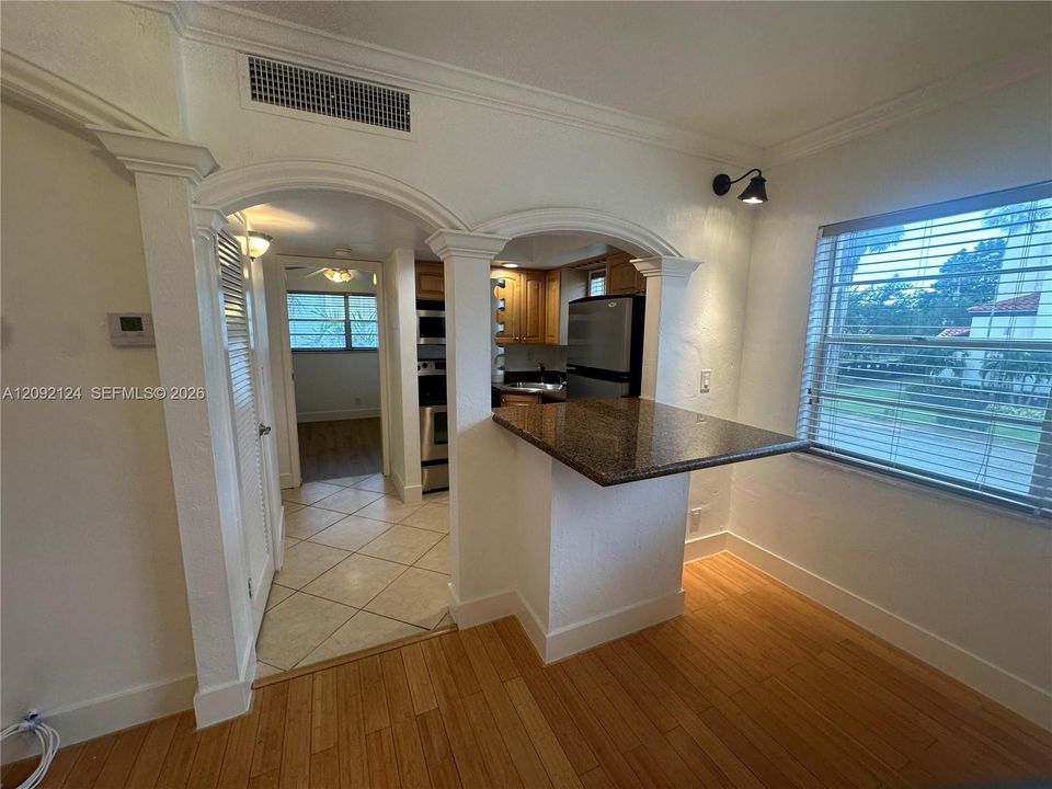 For Rent: $1,750 (1 beds, 1 baths, 505 Square Feet)