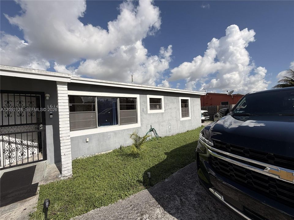 En Venta: $324,659 (4 camas, 2 baños, 1200 Pies cuadrados)