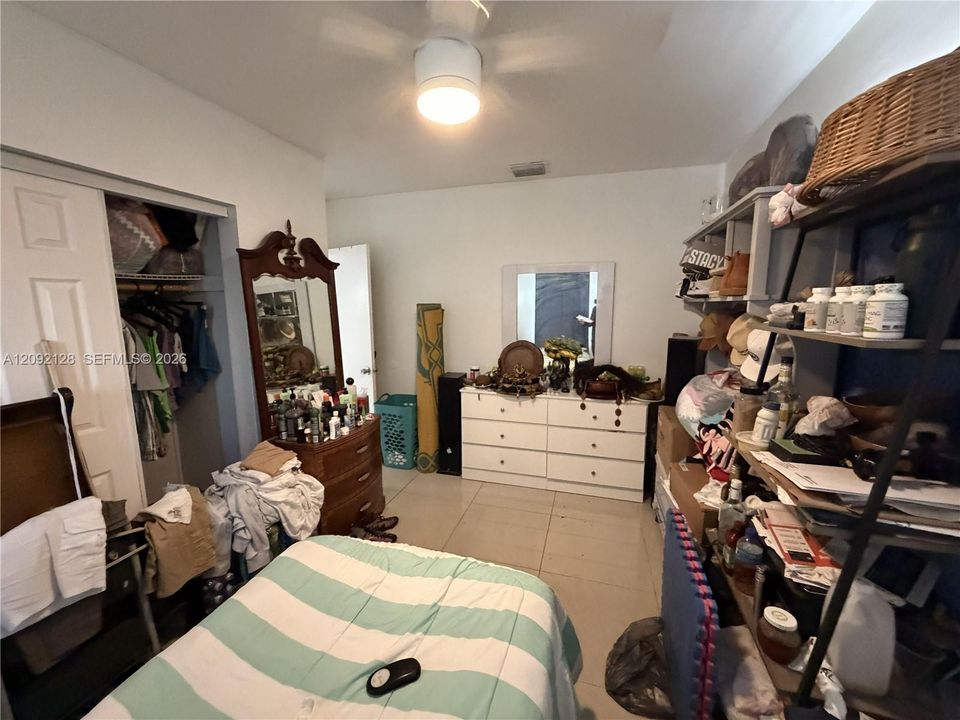 En Venta: $324,659 (4 camas, 2 baños, 1200 Pies cuadrados)